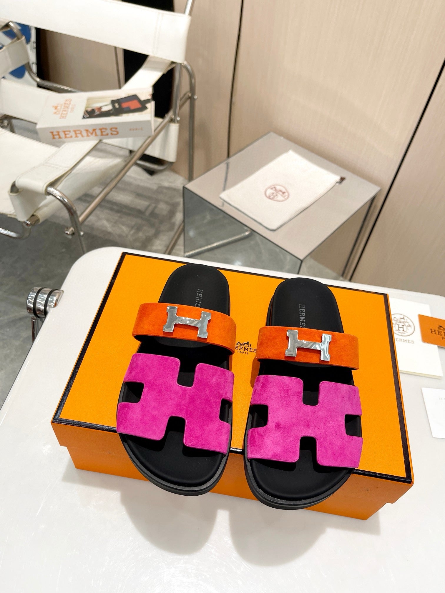 Z5R35H7  Popular Slippers shoes
