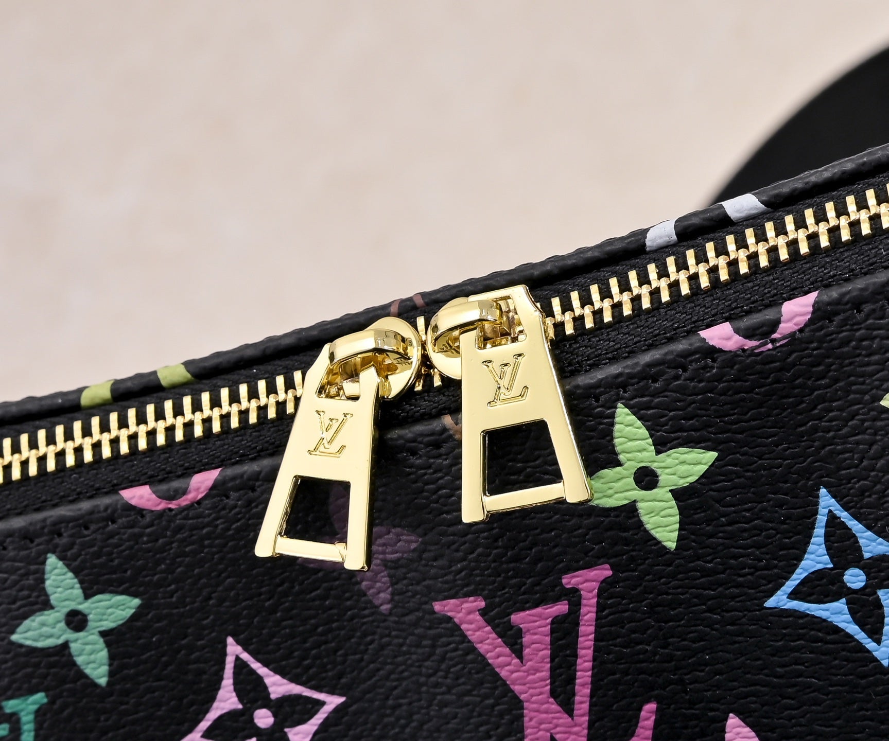 B1N36E2 Popular leather bag