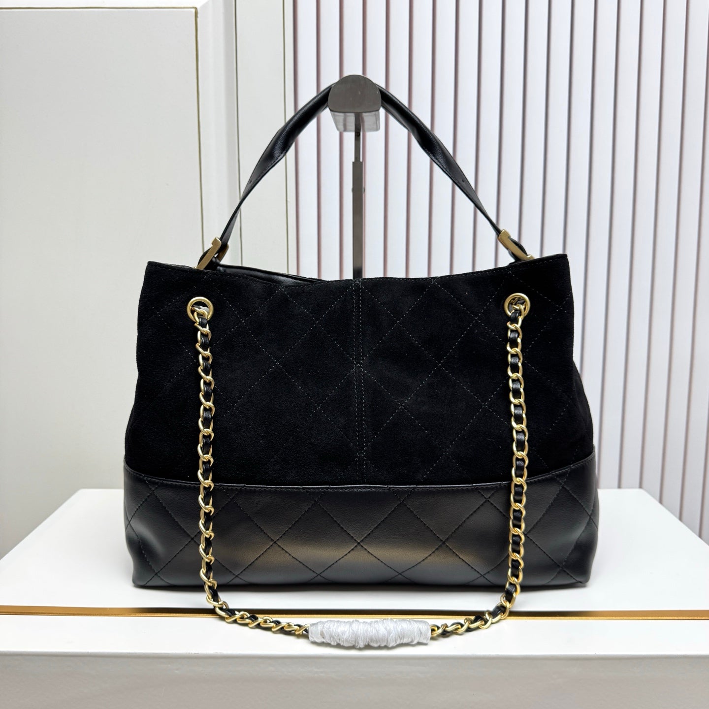 B1P46C17 Popular leather bag
