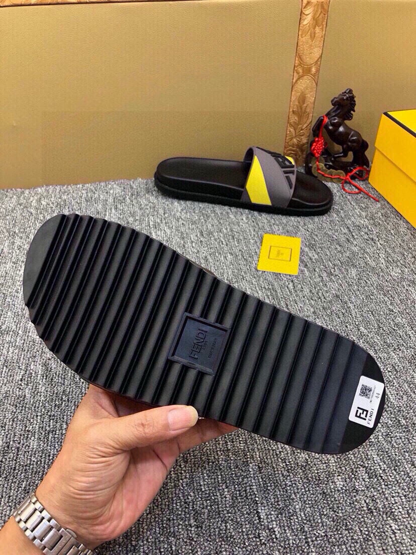 Z5Z35F284 Popular Slippers