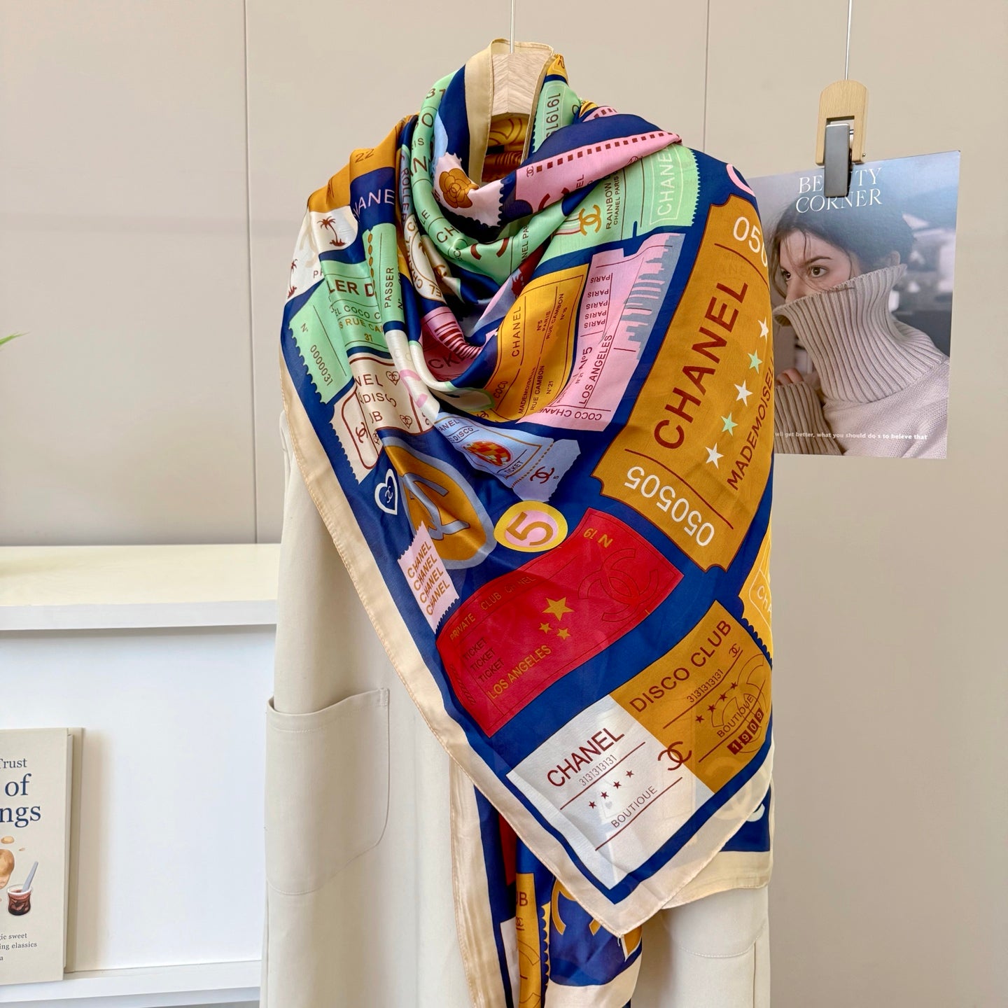 W1Z35C198  Popular Silk Scarve