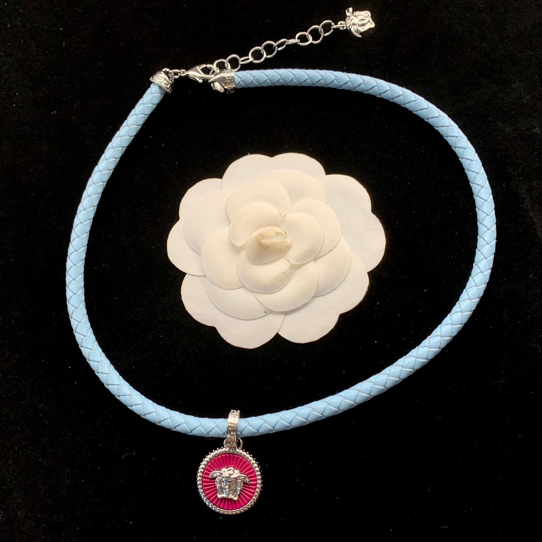 X1Q85V370X Popular Necklaces. Bracelets