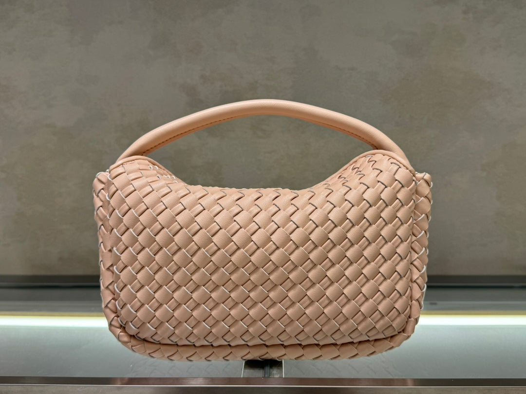 B1X104A83 Popular  leather bag