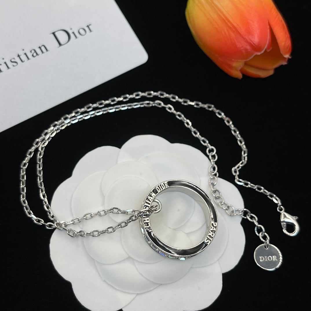 X1Z95D1060X Popular   Necklaces