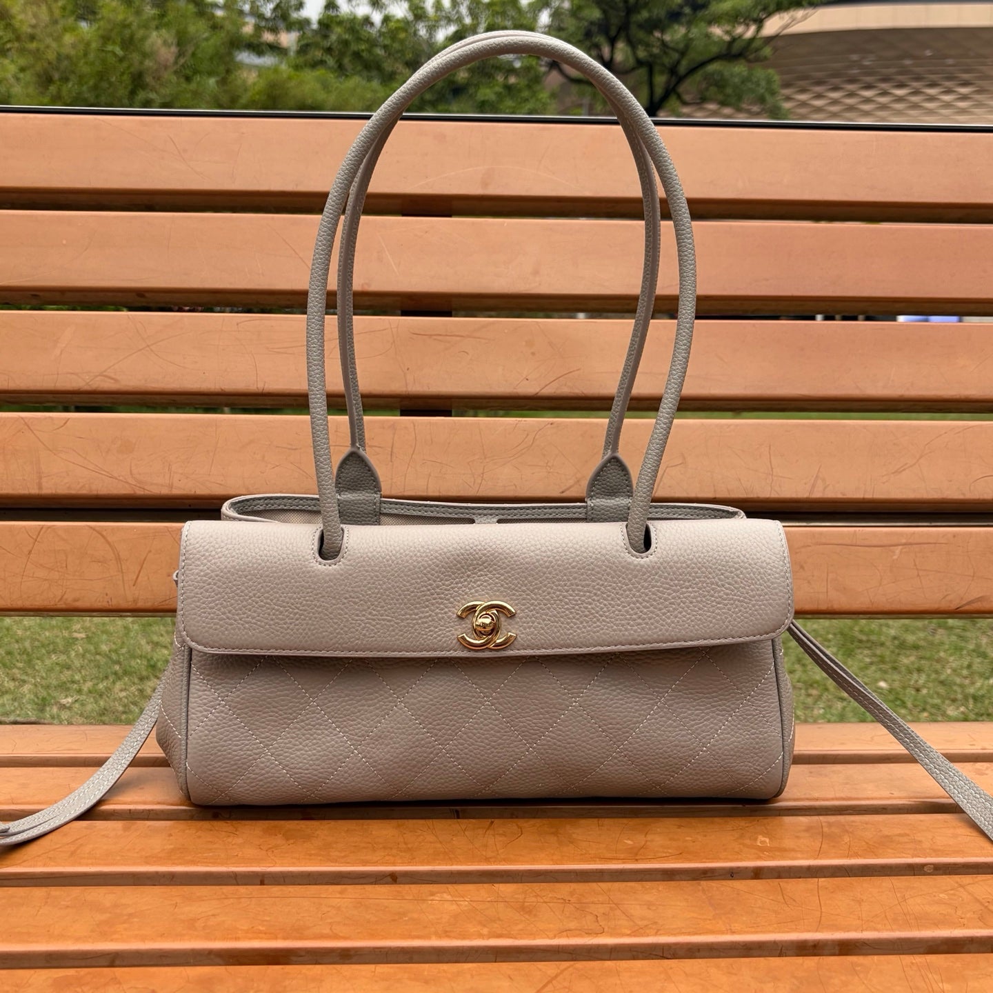 B1X66C4 Popular leather bag