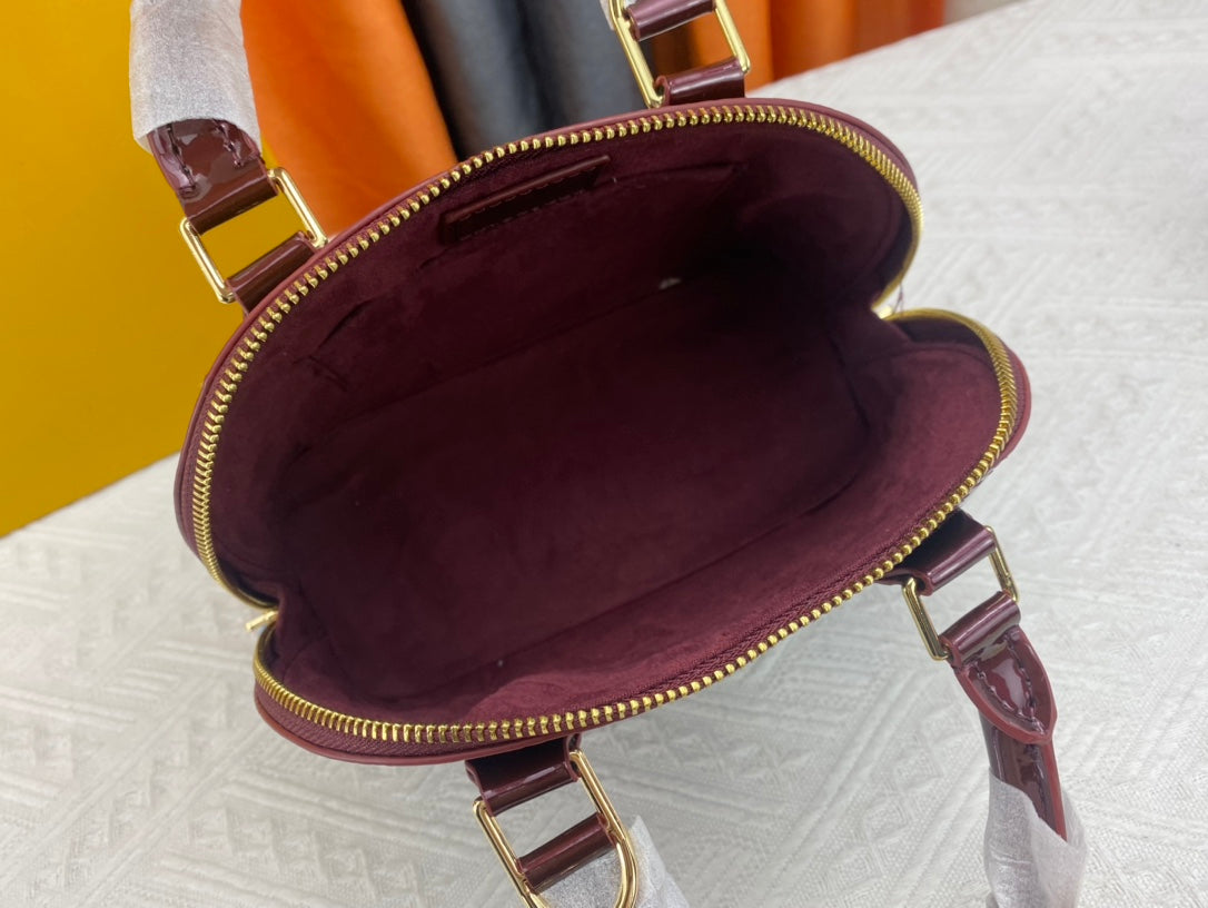 B1N165E97 Popular  leather bag
