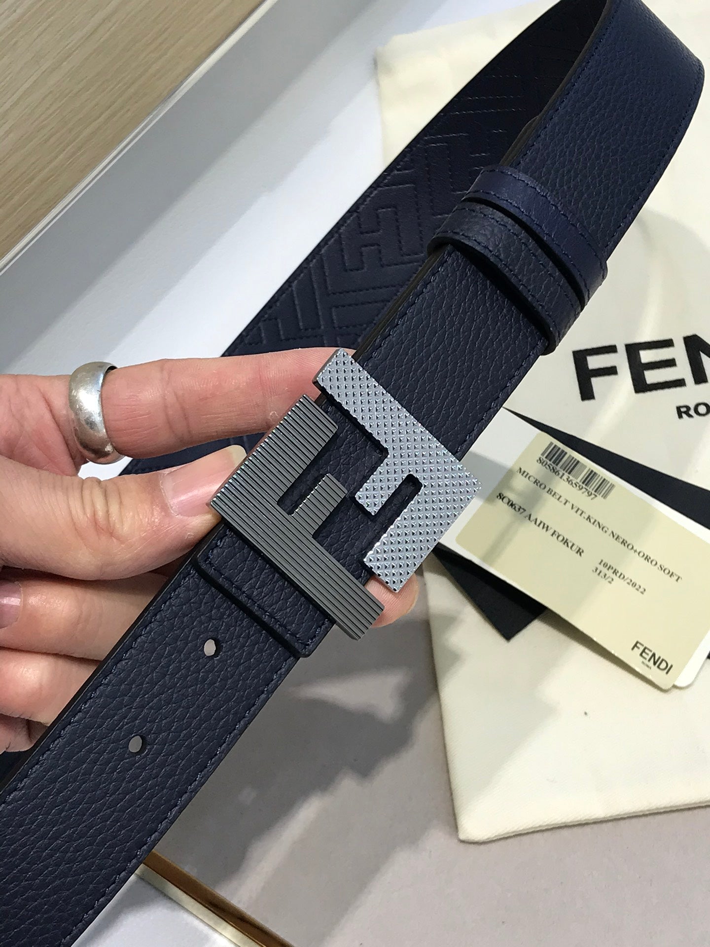 P1Q64F85 Popular  High quality belt With full package