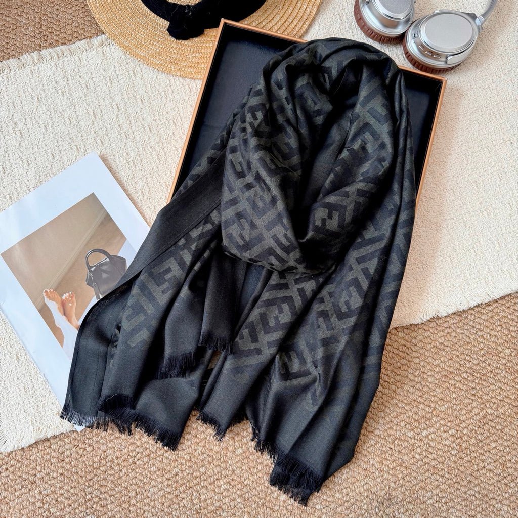 W1N36F16 Popular Silk Scarve