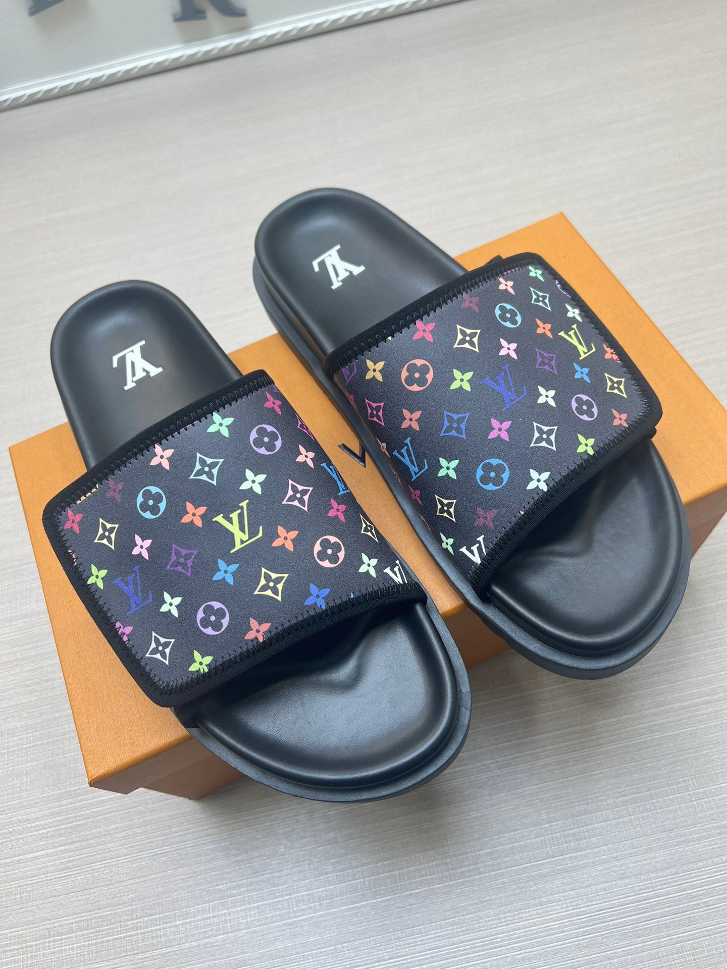 Z5LE207 Popular Slippers