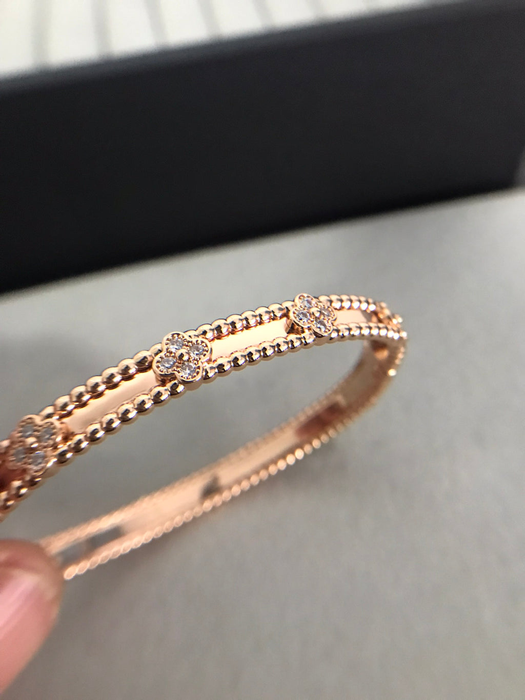 X5Q85VC81K  Popular Bracelets