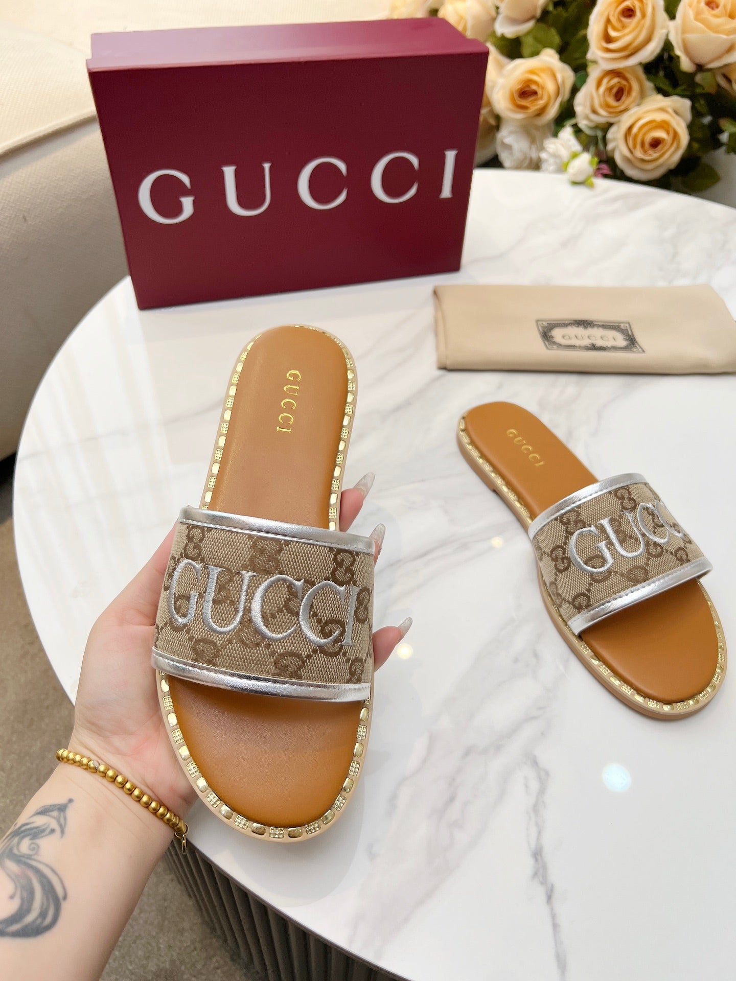 Z2Q55B29 Popular high-quality  Shoes