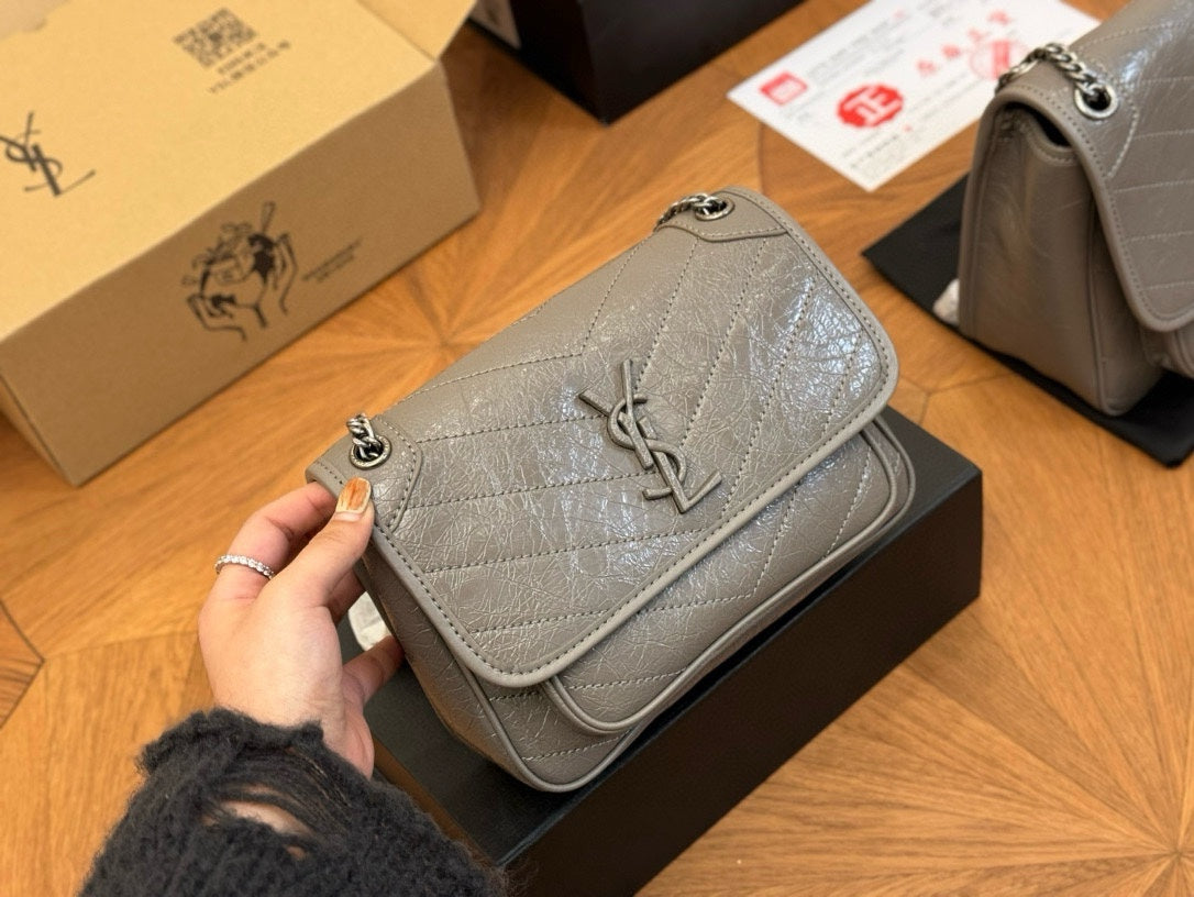 B6X54SL429 Popular leather bag