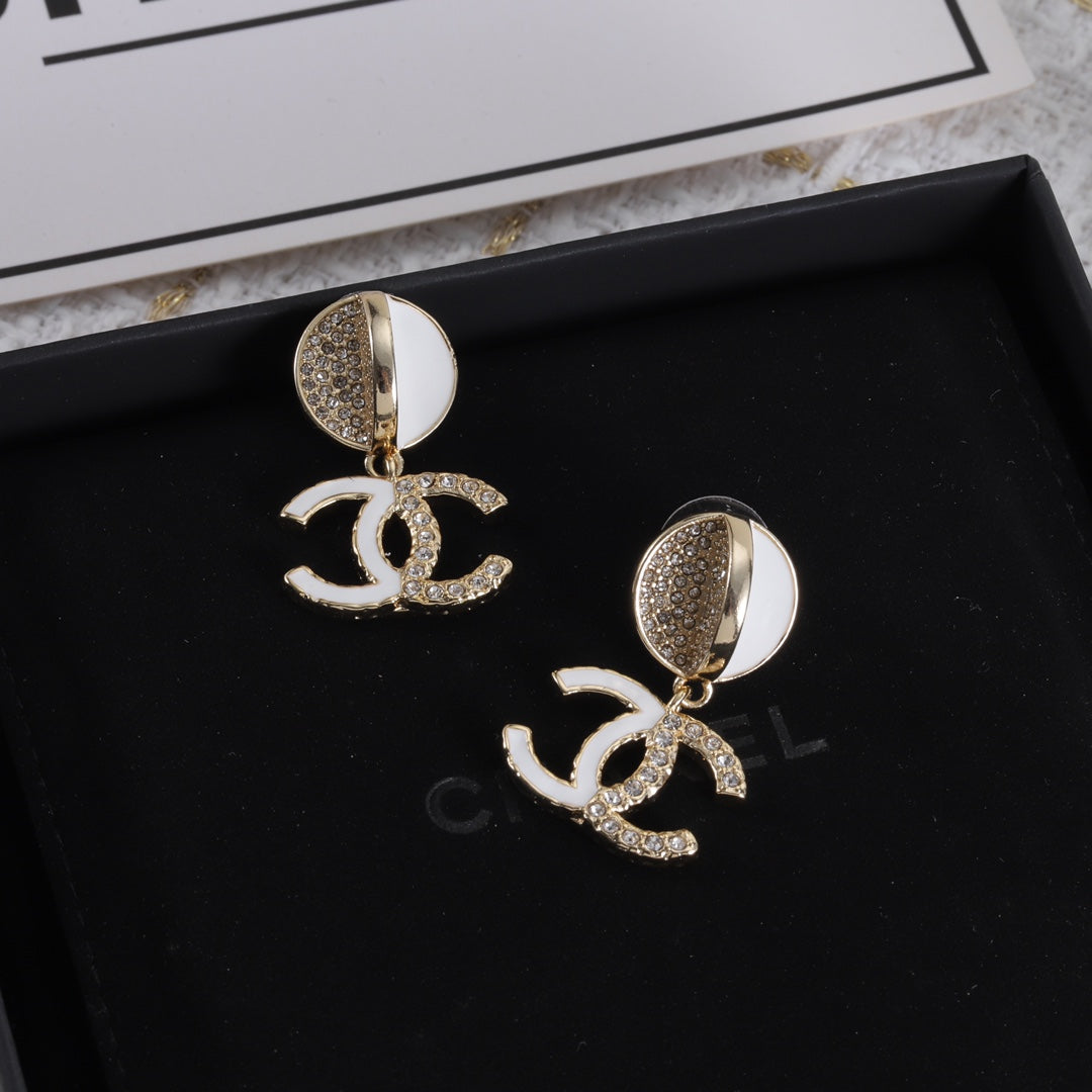 X1Z54C371E Popular Earrings