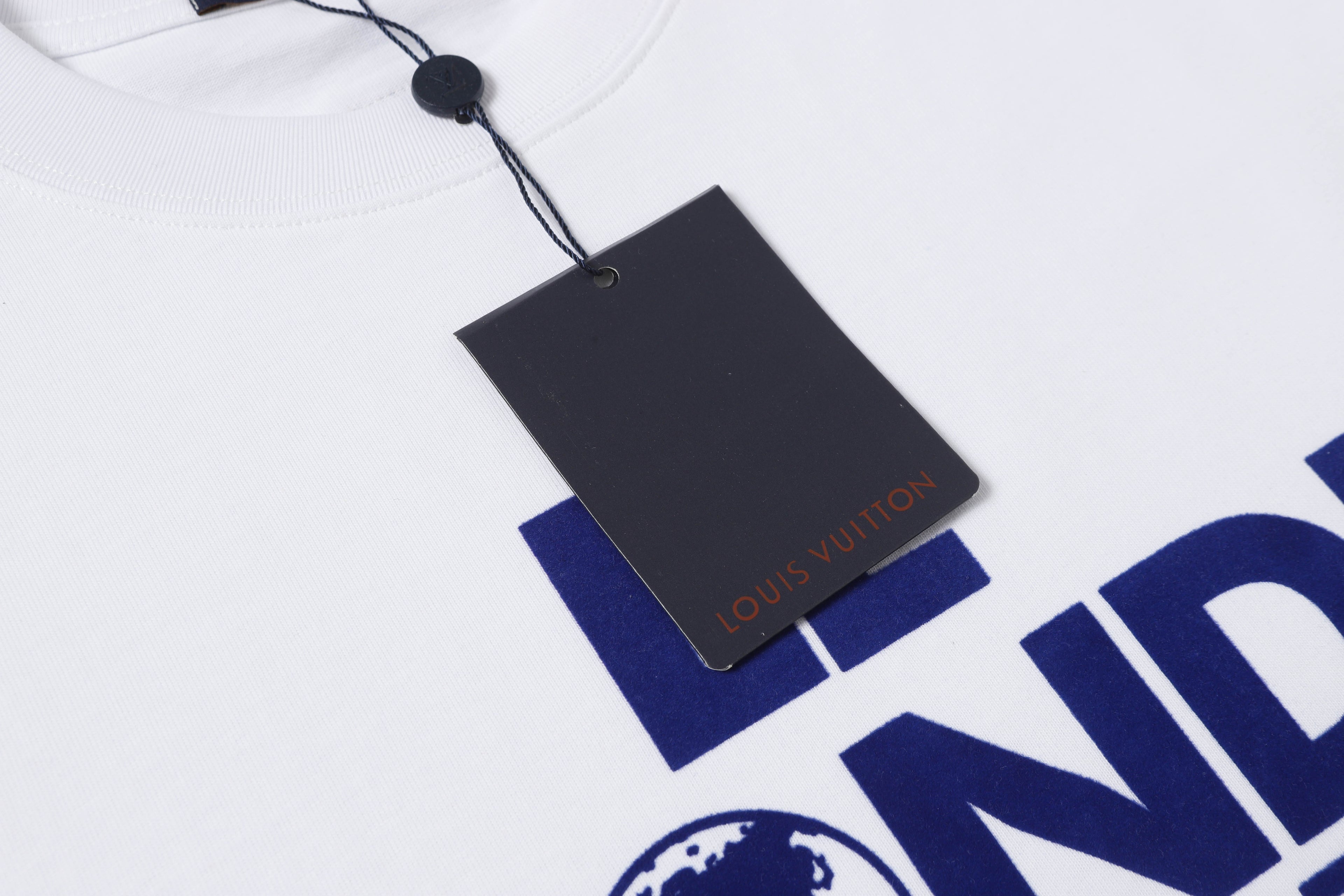 U1R45E151 Popular T-shirt