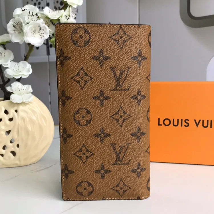 B1X31E2 Popular leather wallets