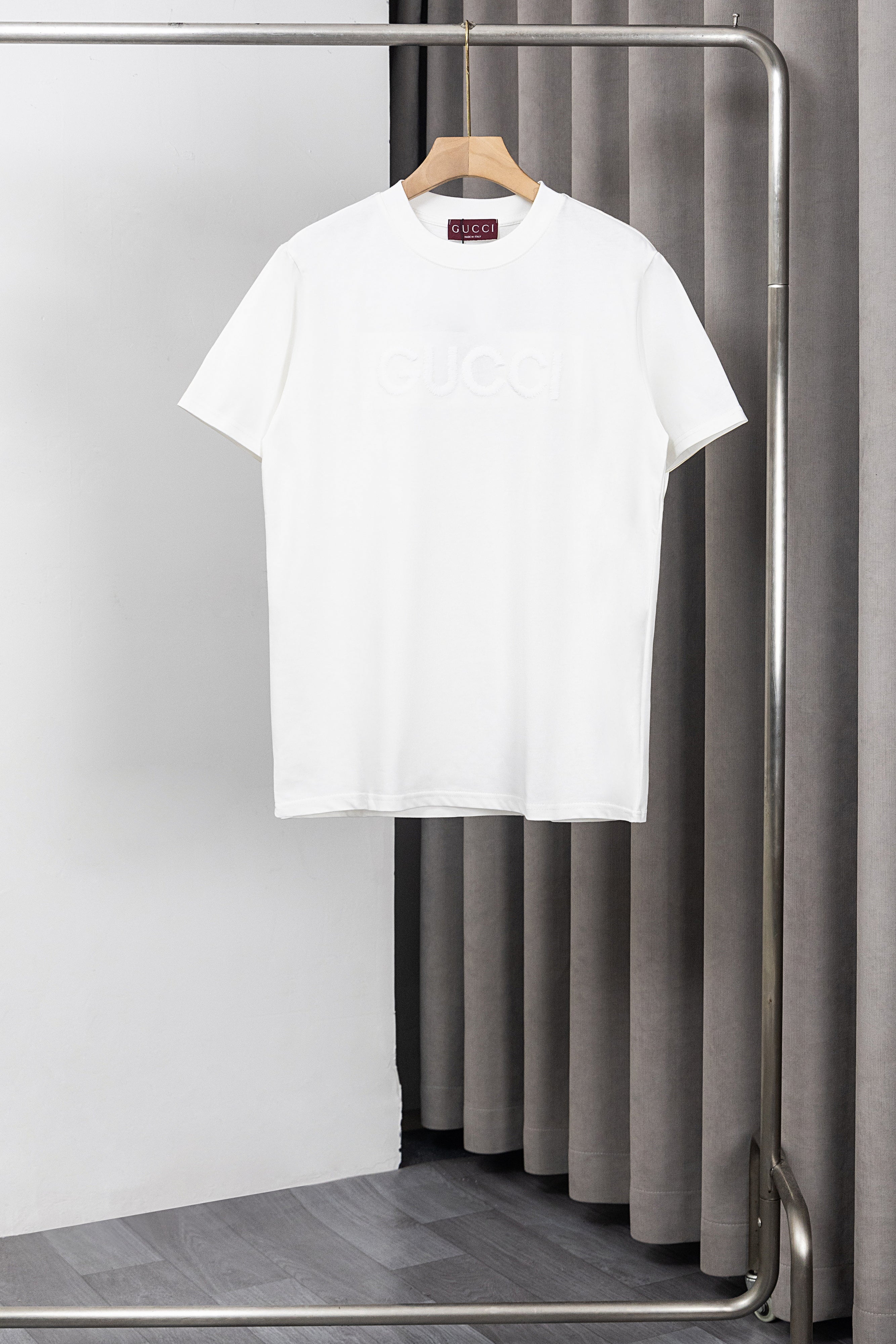 U1P36B130 Popular T-shirts