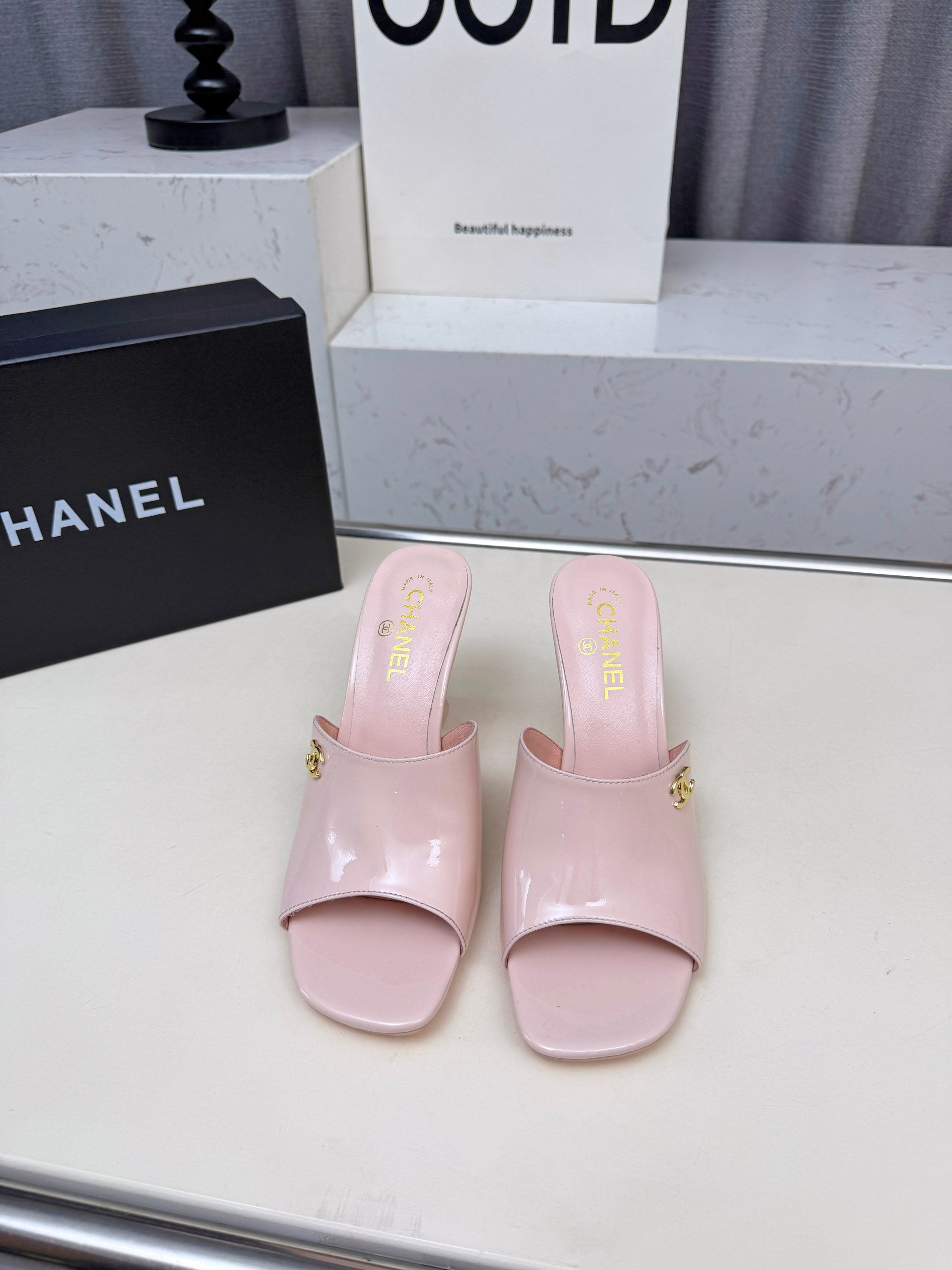 Z2X66C46 Popular leather High heels