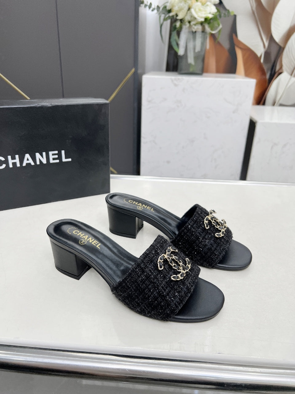 Z2Q55B30 Popular high-quality  Shoes