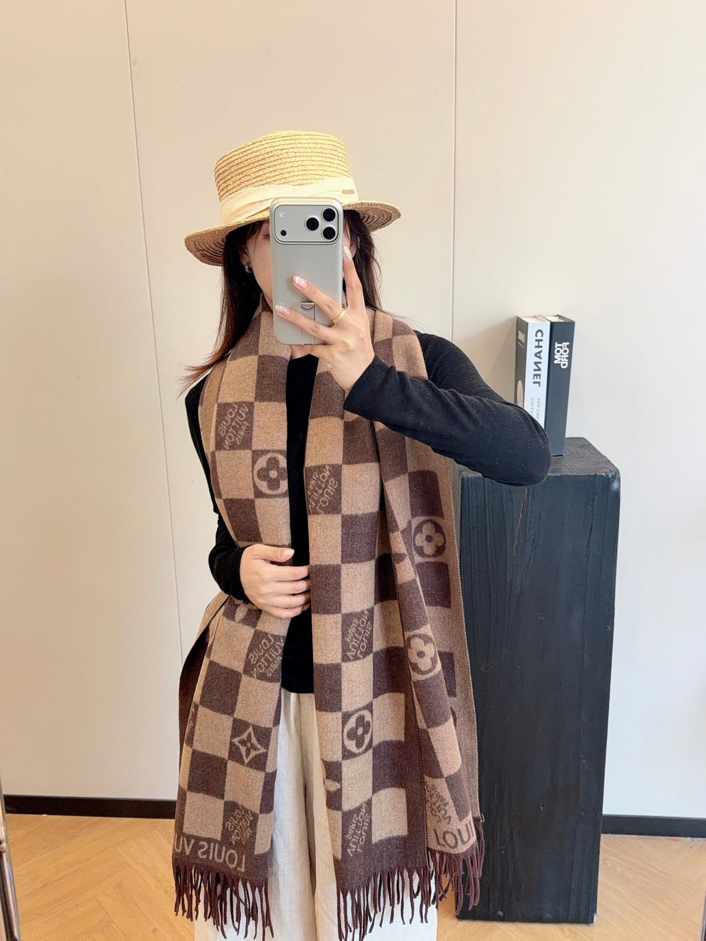 W1R86E22 Popular Winter Scarves
