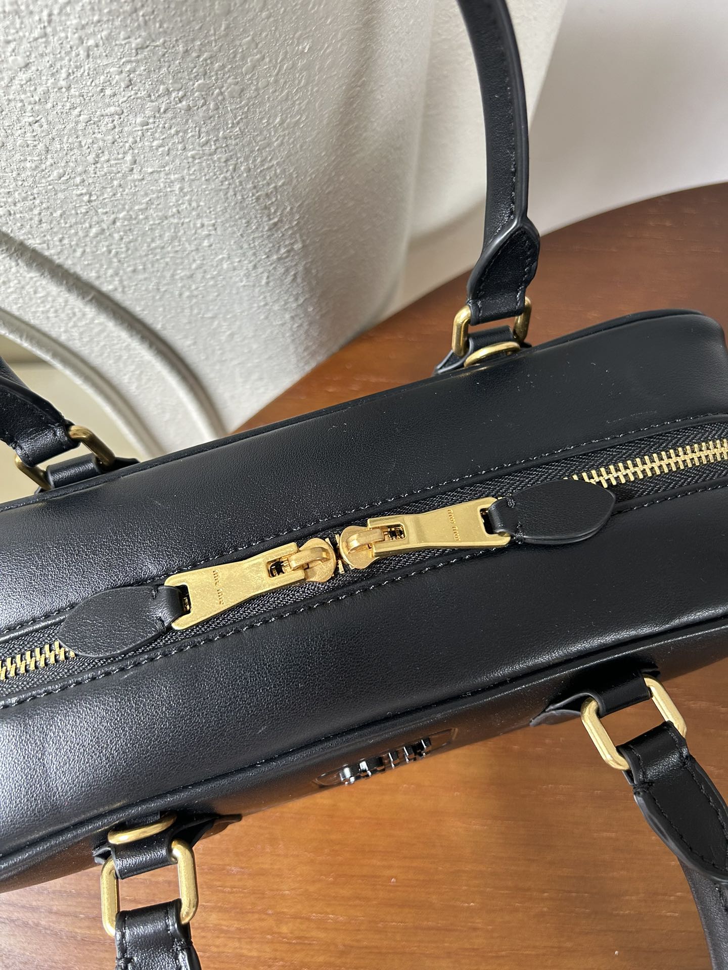B1P46A150 Popular leather bags