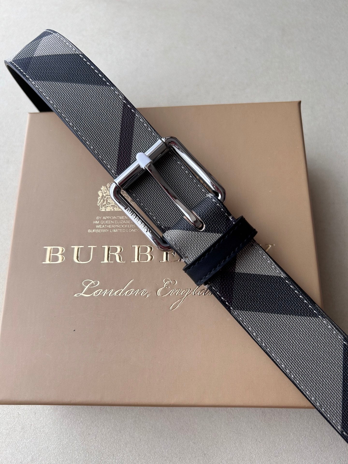 P1Q115R8 Popular High quality belt With full package
