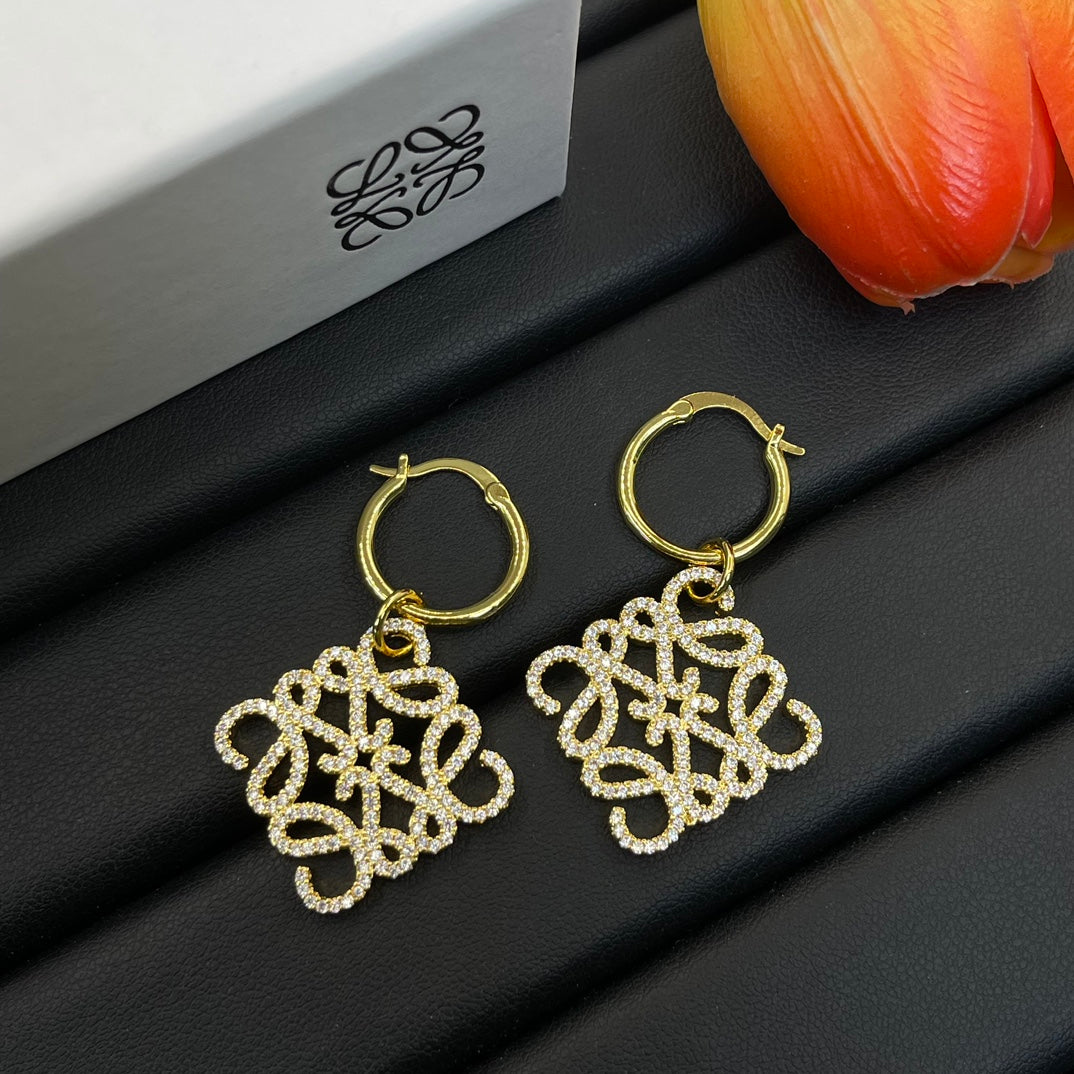 X1Z94A758E Popular Earrings