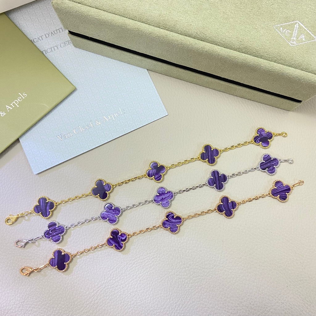 X5Q85VA188X Popular Necklace. Bracelets. Earrings
