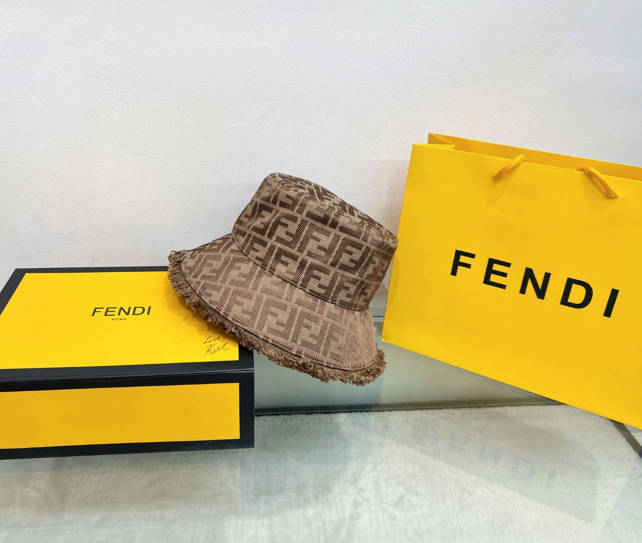 M1N65F1 Popular  hats