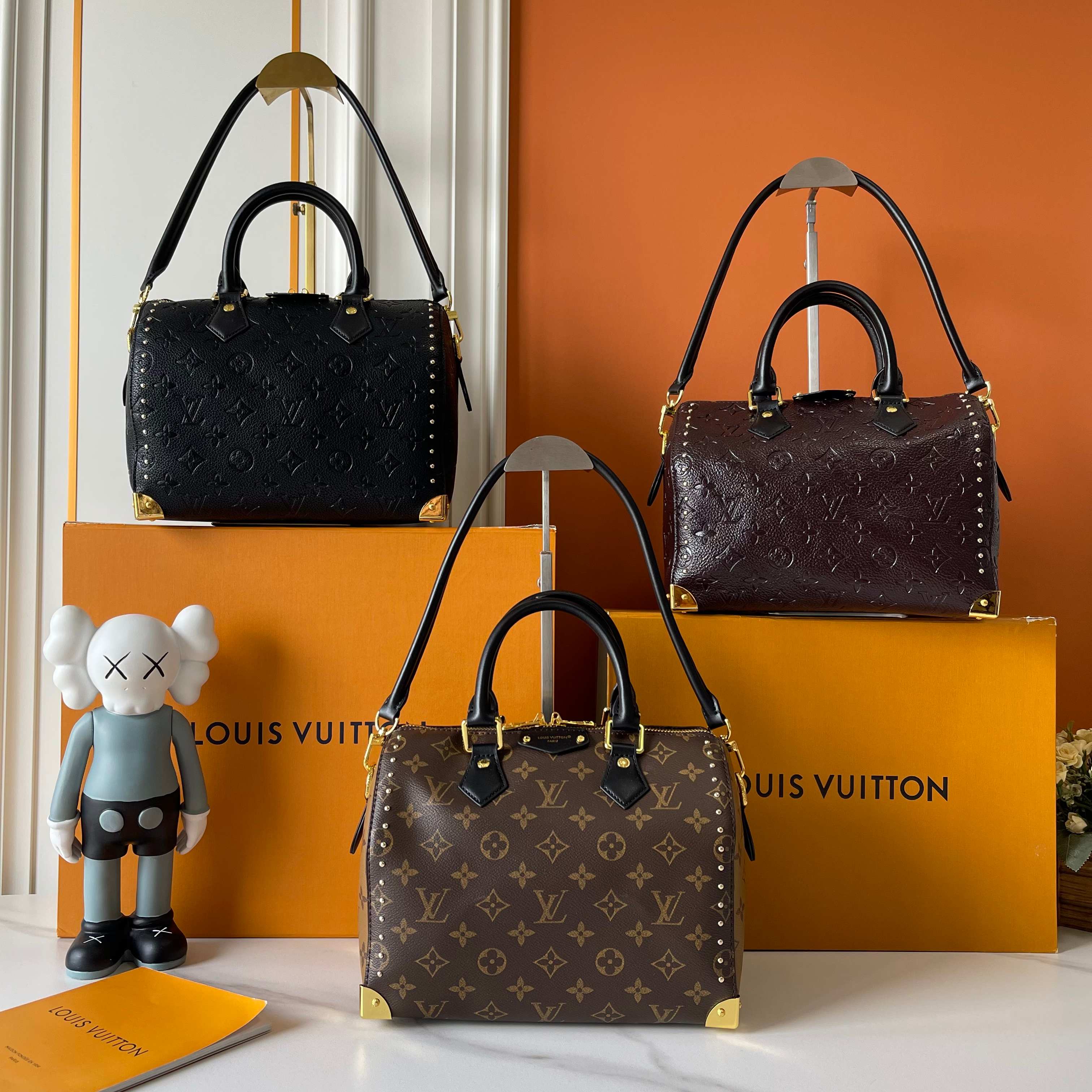 B1P46E77 Popular leather bag