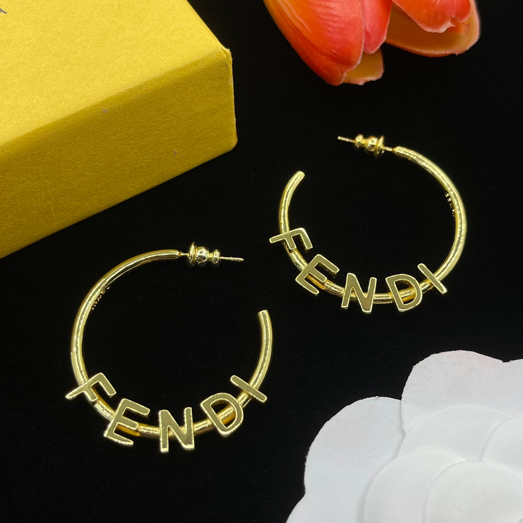 X1Z94F643E Popular Earrings