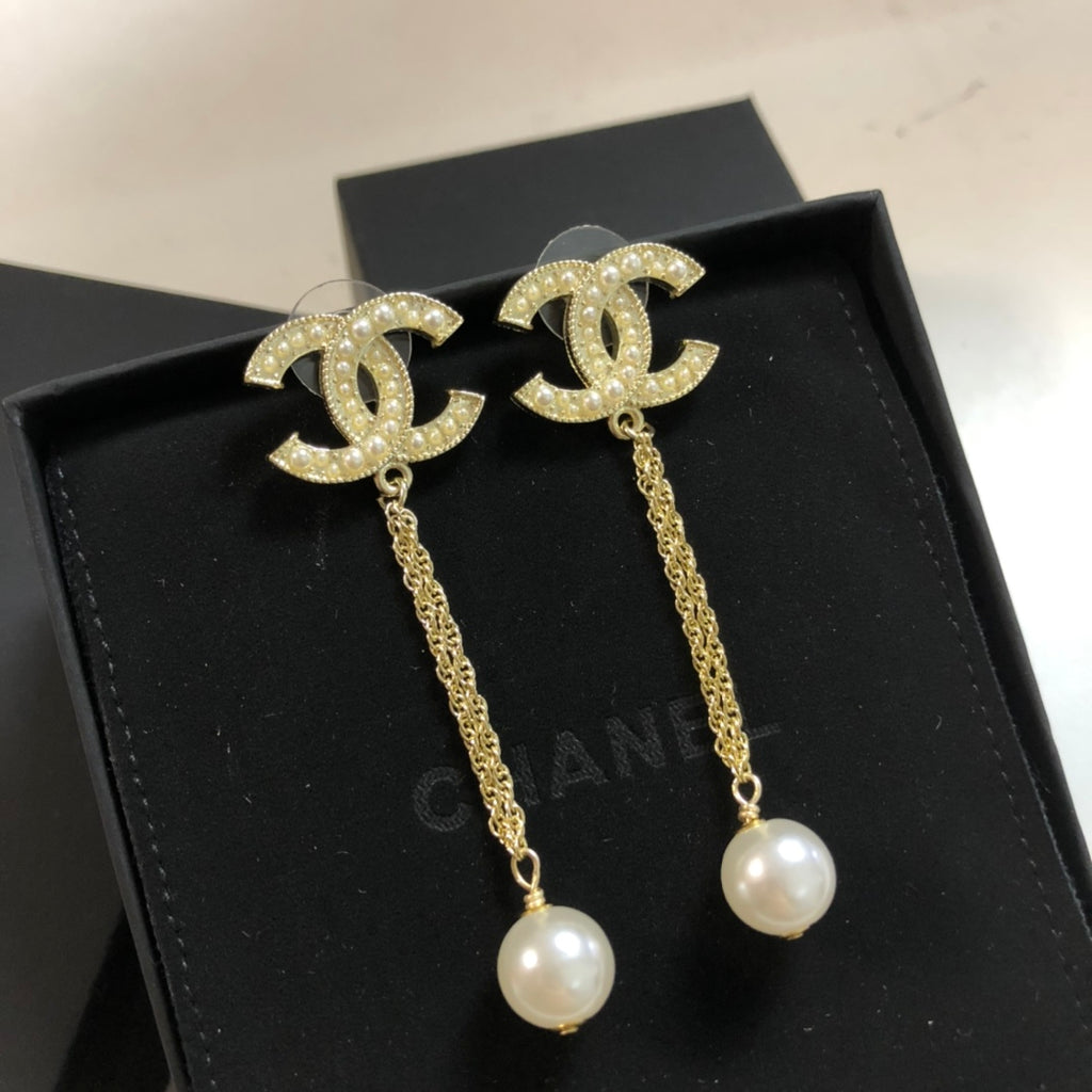 X1Q95C15E Popular Earrings