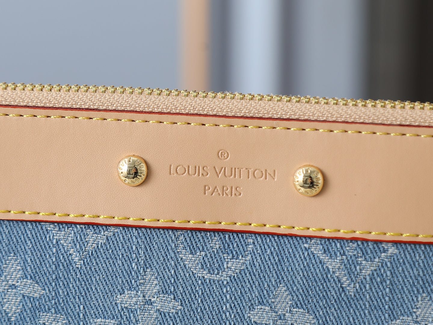 B1R76E55 Popular  bag