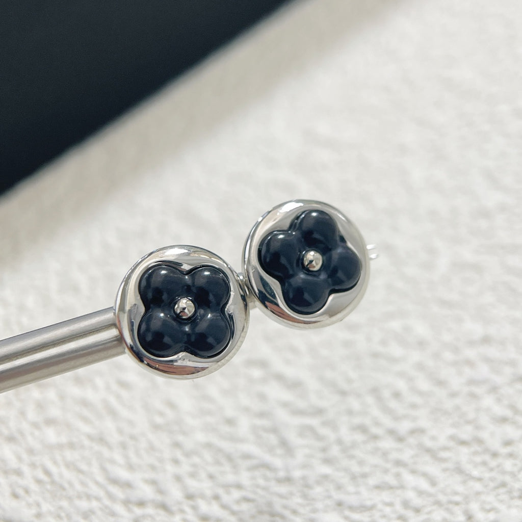 X5N76E31E Popular Earrings(mini flower)