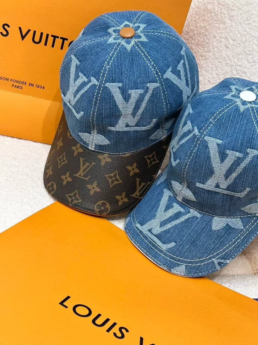 M1Q45E25 Popular  hats