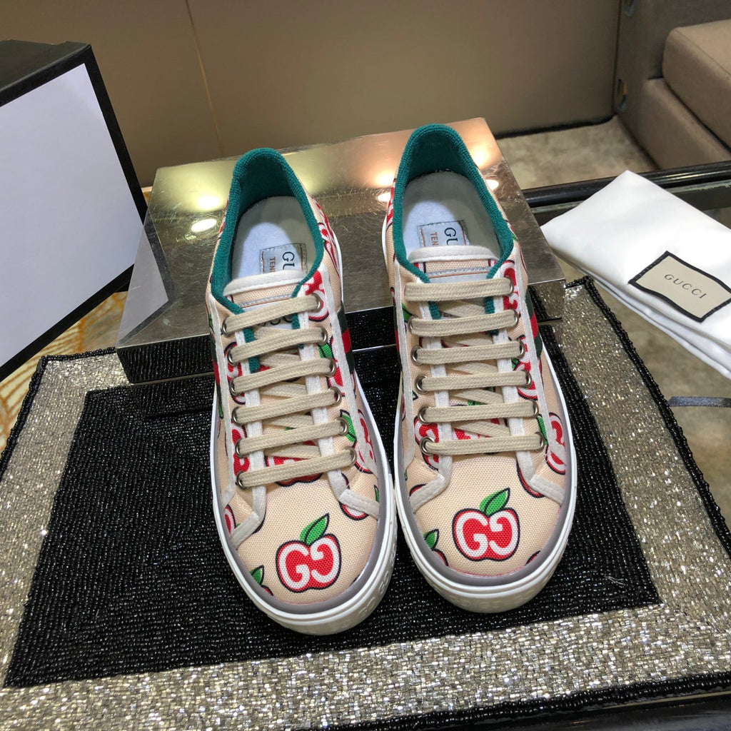 Z2Q105B207  Popular high-quality Shoes