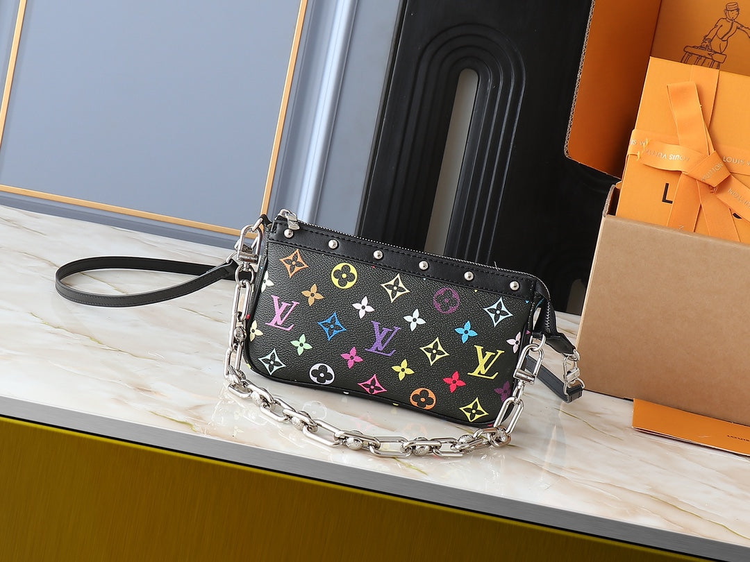 B1X45E12 Popular leather bag