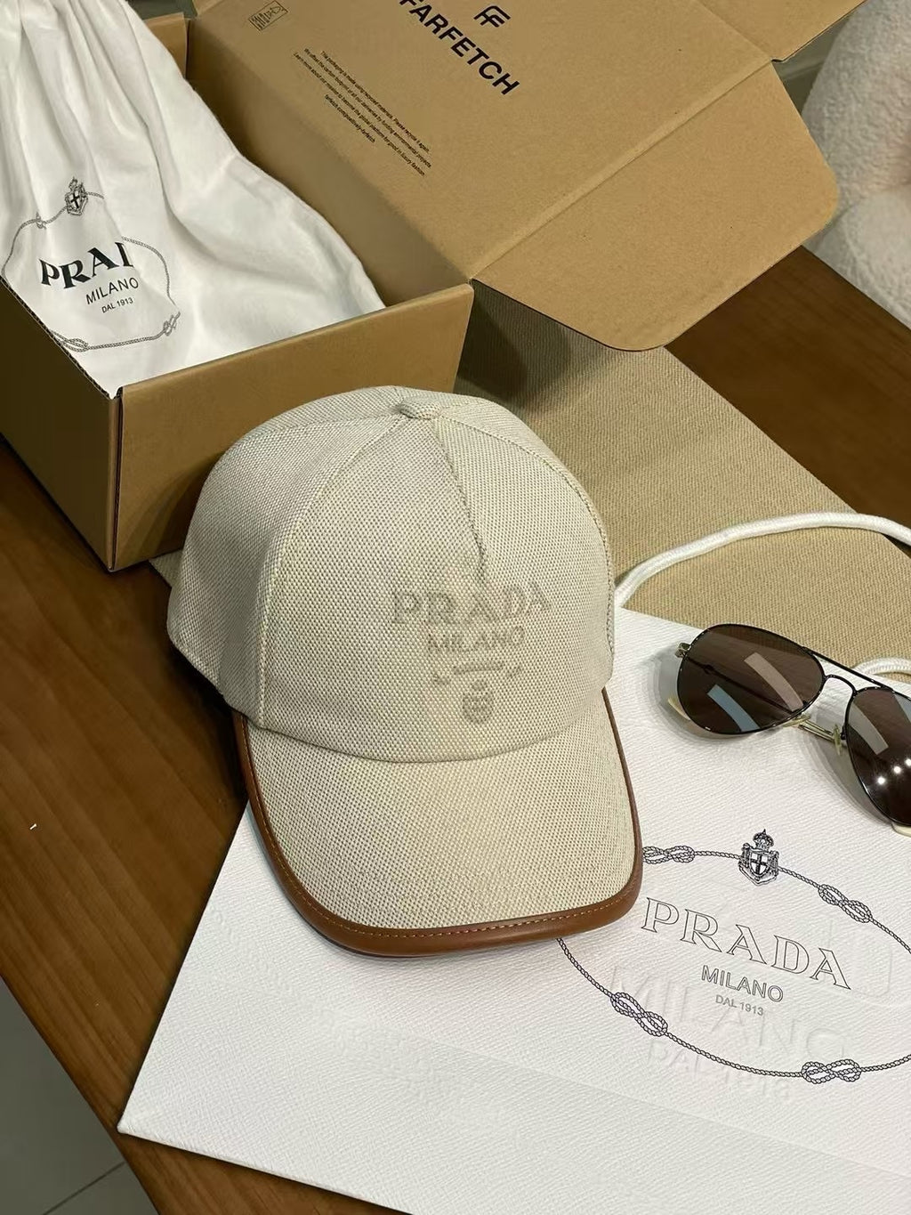 M1Q85P101 Popular hats