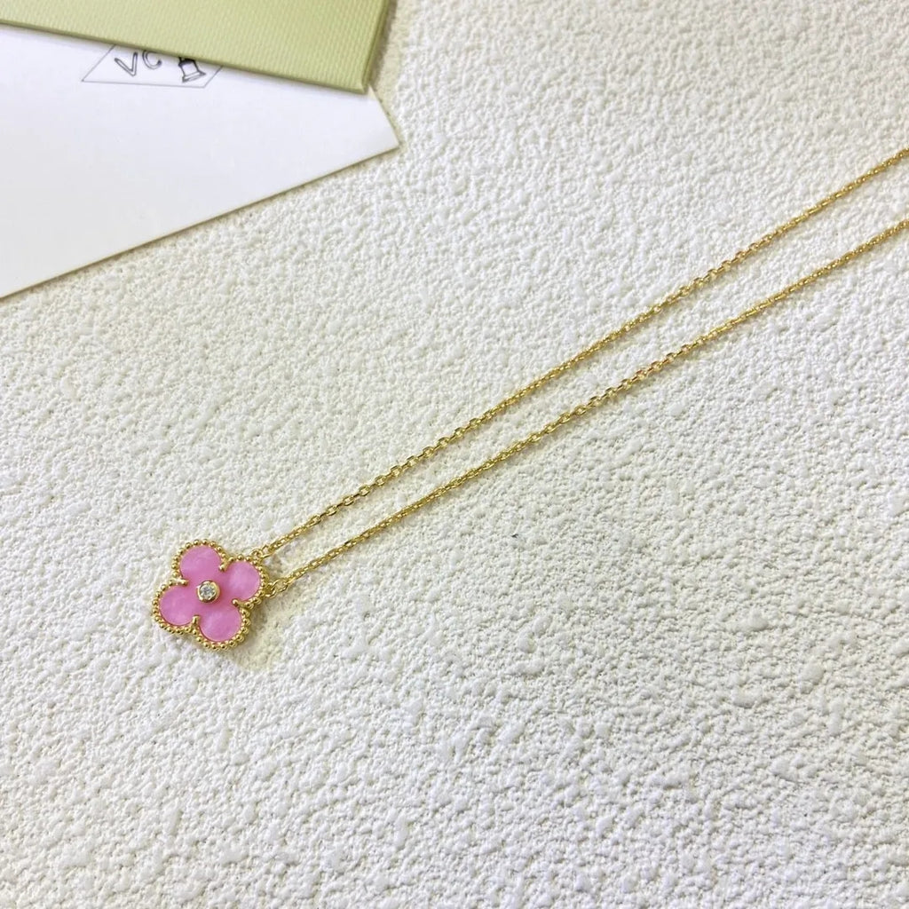 X5Q85VA270X Popular 1 flower  Necklaces