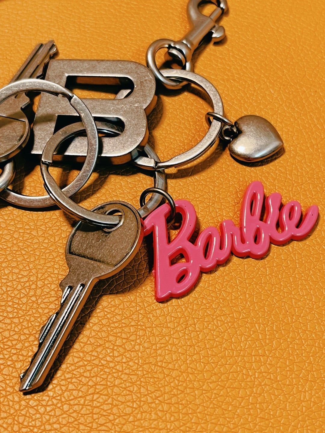 A1Z84J62  Popular Keychains