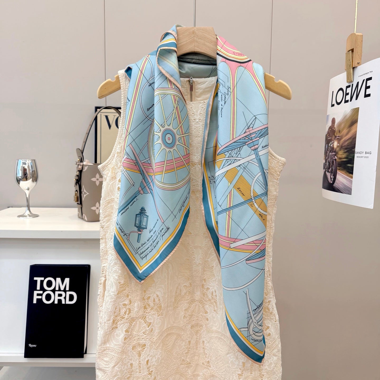 W1N36H5 Popular Silk Scarve