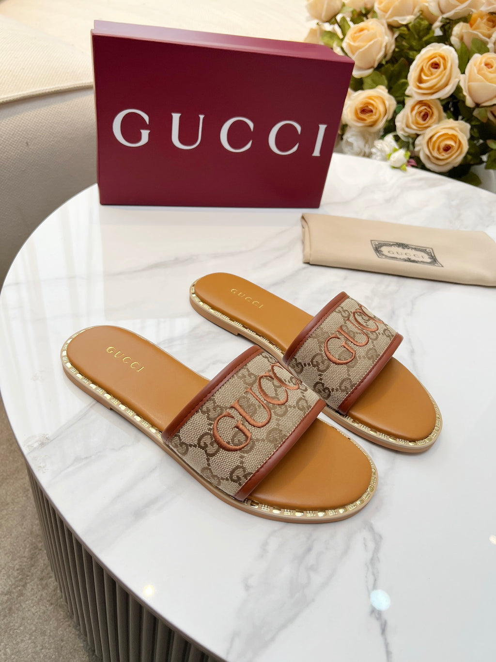 Z2Q55B29 Popular high-quality  Shoes