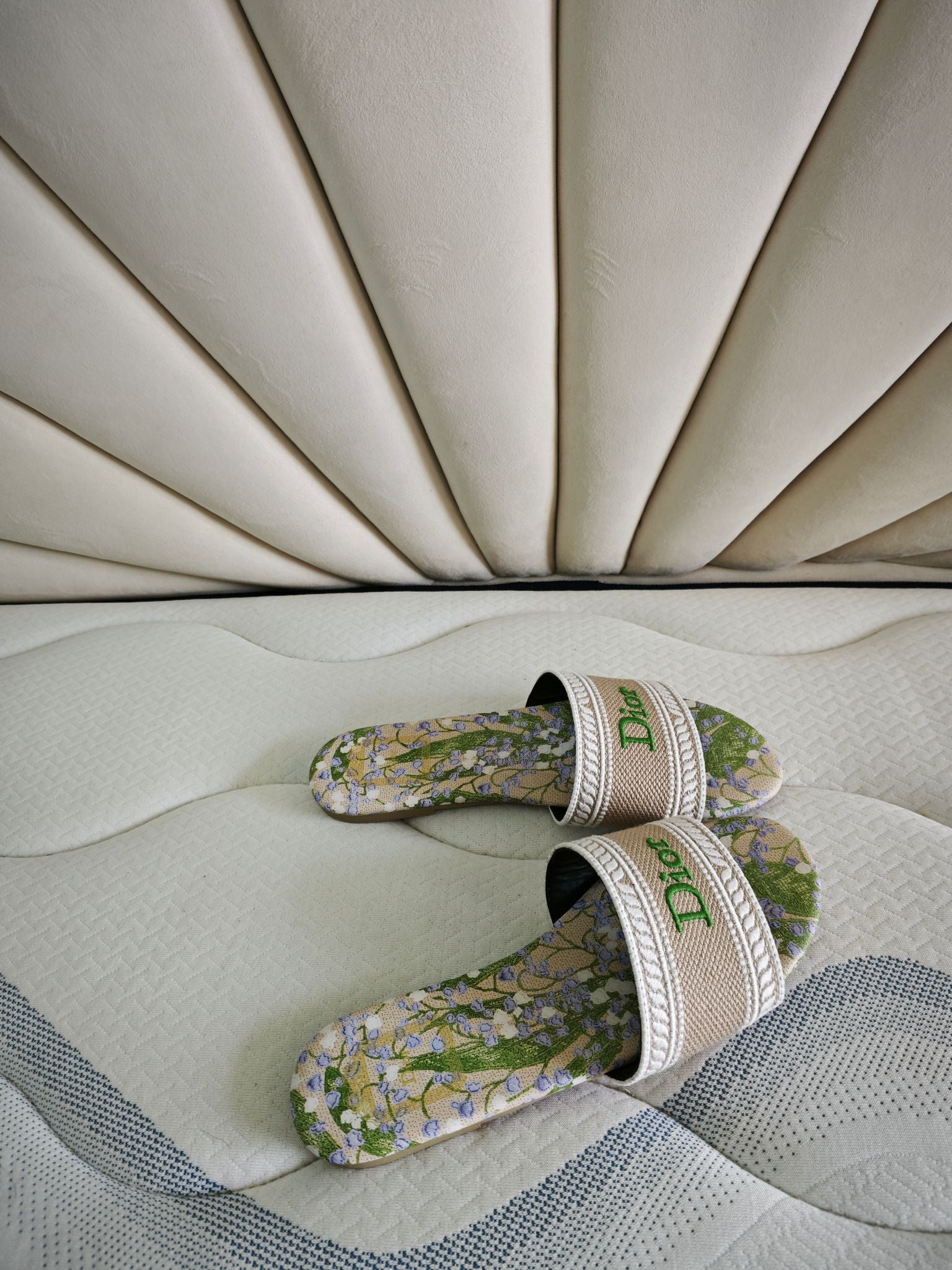 Z2R76D4 Popular high-quality Shoes