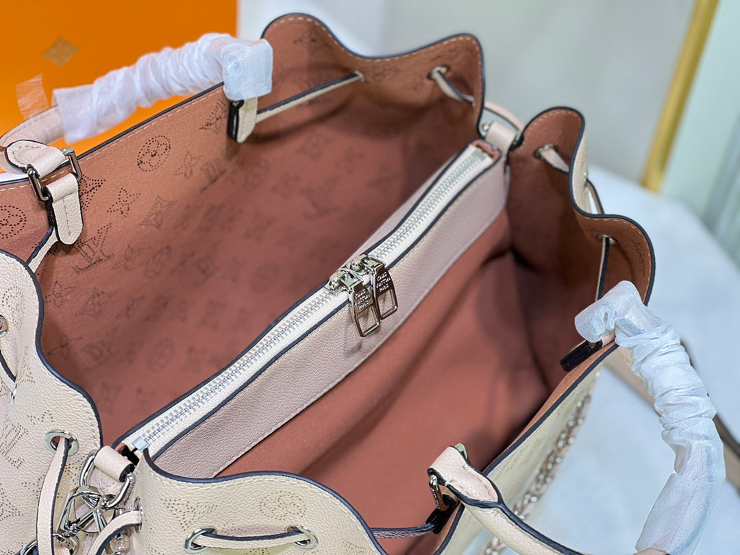B1N55E39 Popular  leather bag