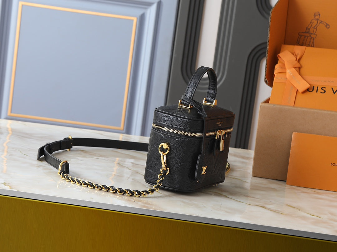 B1P76E2 Popular leather bag
