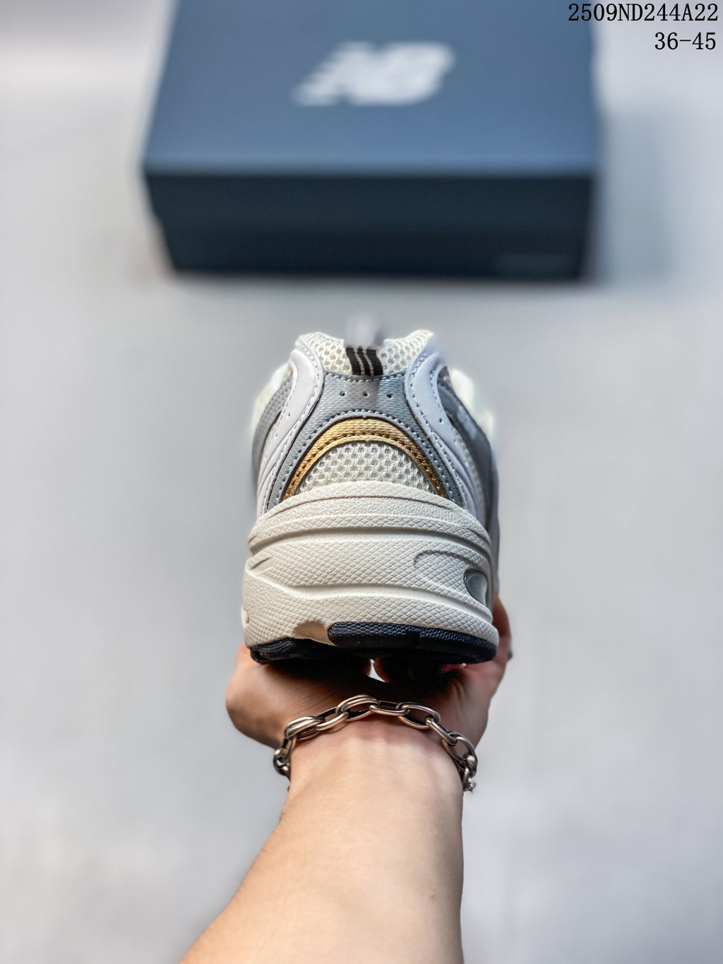 Z4Q95A68 Popular Shoes