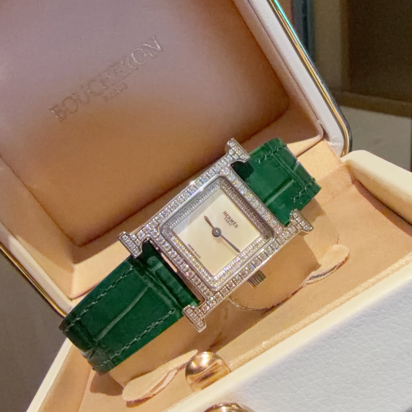 L1R36H69 Popular Watches