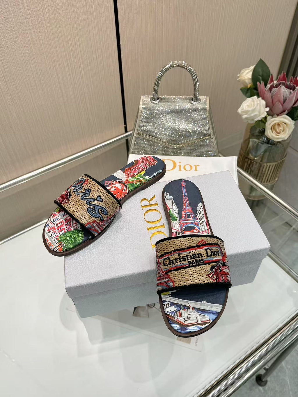 Z2Z85D67  Popular Peather Slippers