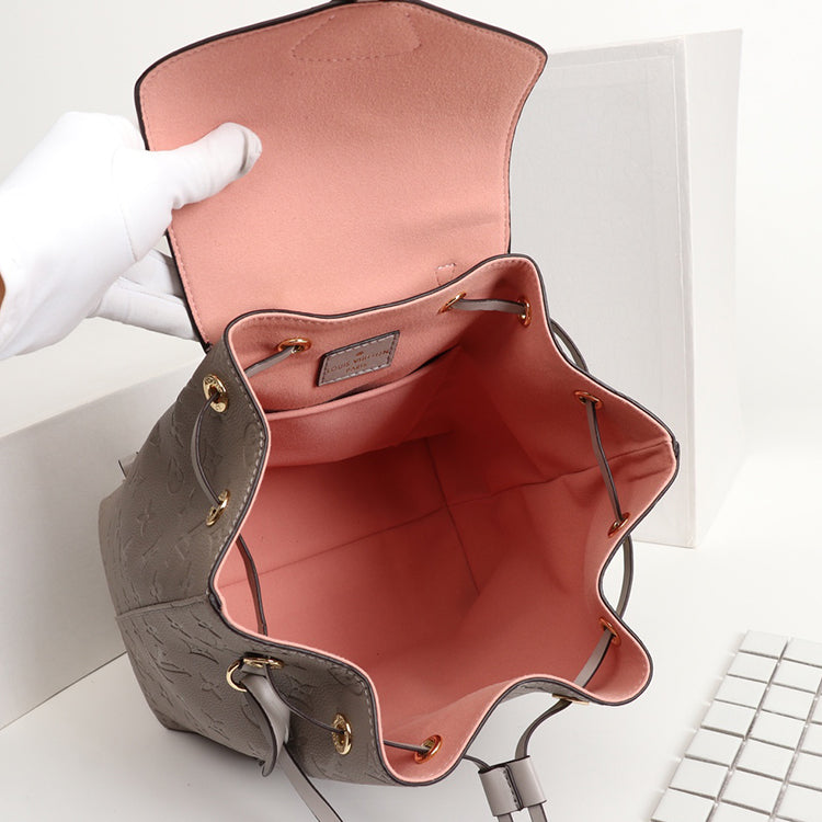B1X71E065 Popular  leather bag 