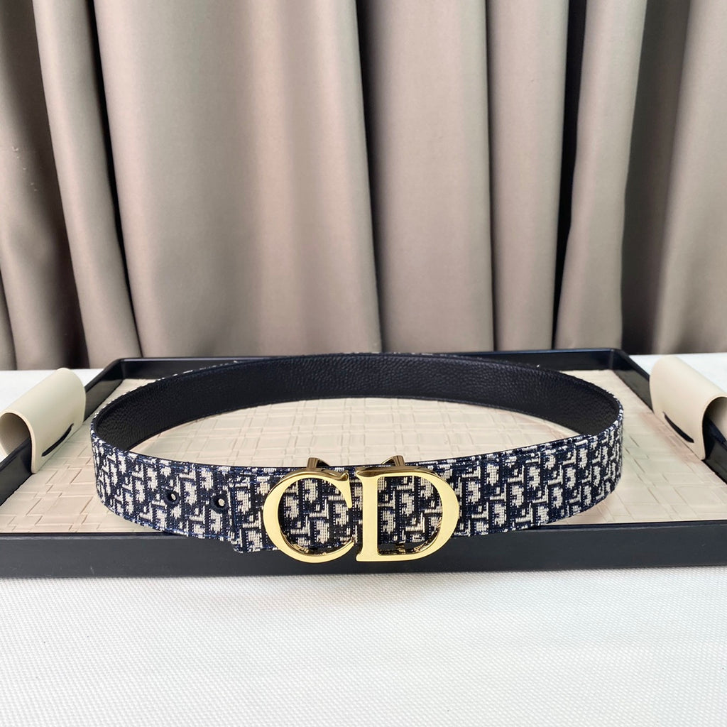 P1Q64D37  Popular    High quality belt With full package