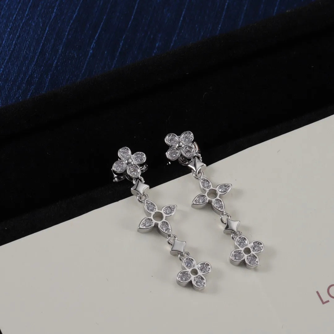 X1Z94E1099E Popular  Earrings